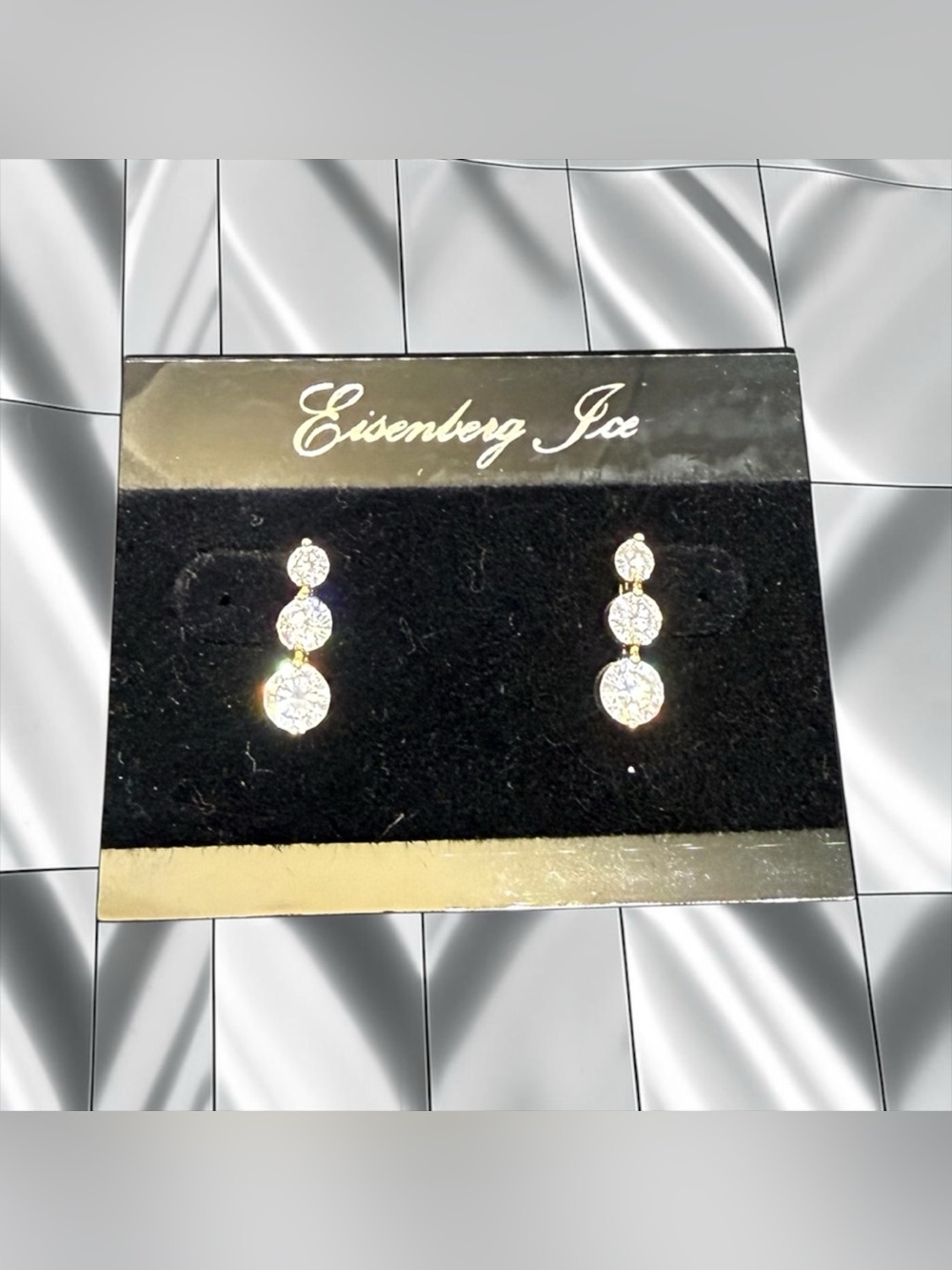 💛EISENBERG ICE💛VTG Crystal Graduated Drop Earrings in Gold-Tone Setting/NIP